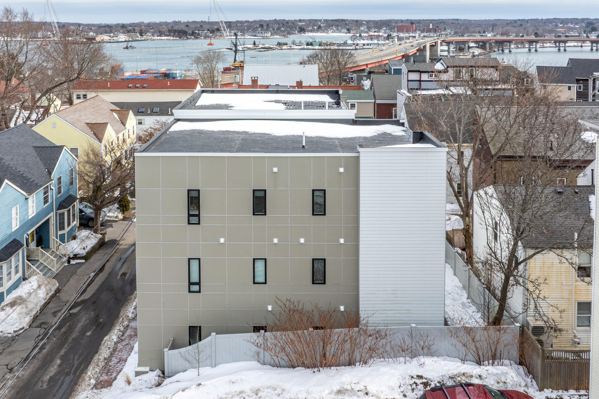 22 Tate Street Portland ME 04102