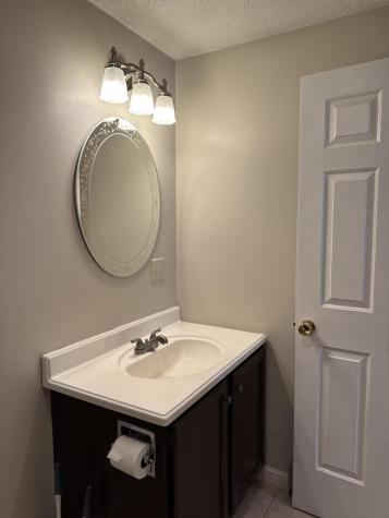 9 Cynthia Circle Bangor ME 04401