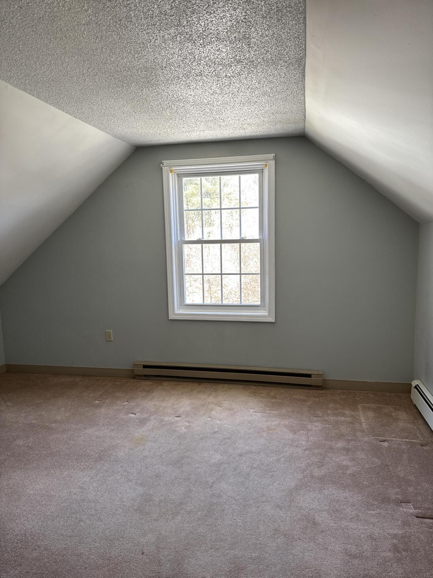 9 Cynthia Circle Bangor ME 04401