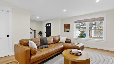 27 Fawn Woods Way Westbrook ME 04092