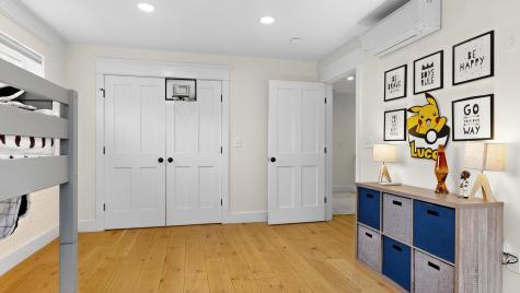 27 Fawn Woods Way Westbrook ME 04092