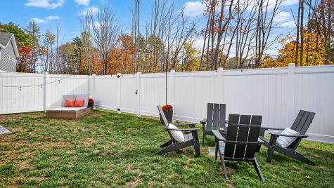 27 Fawn Woods Way Westbrook ME 04092