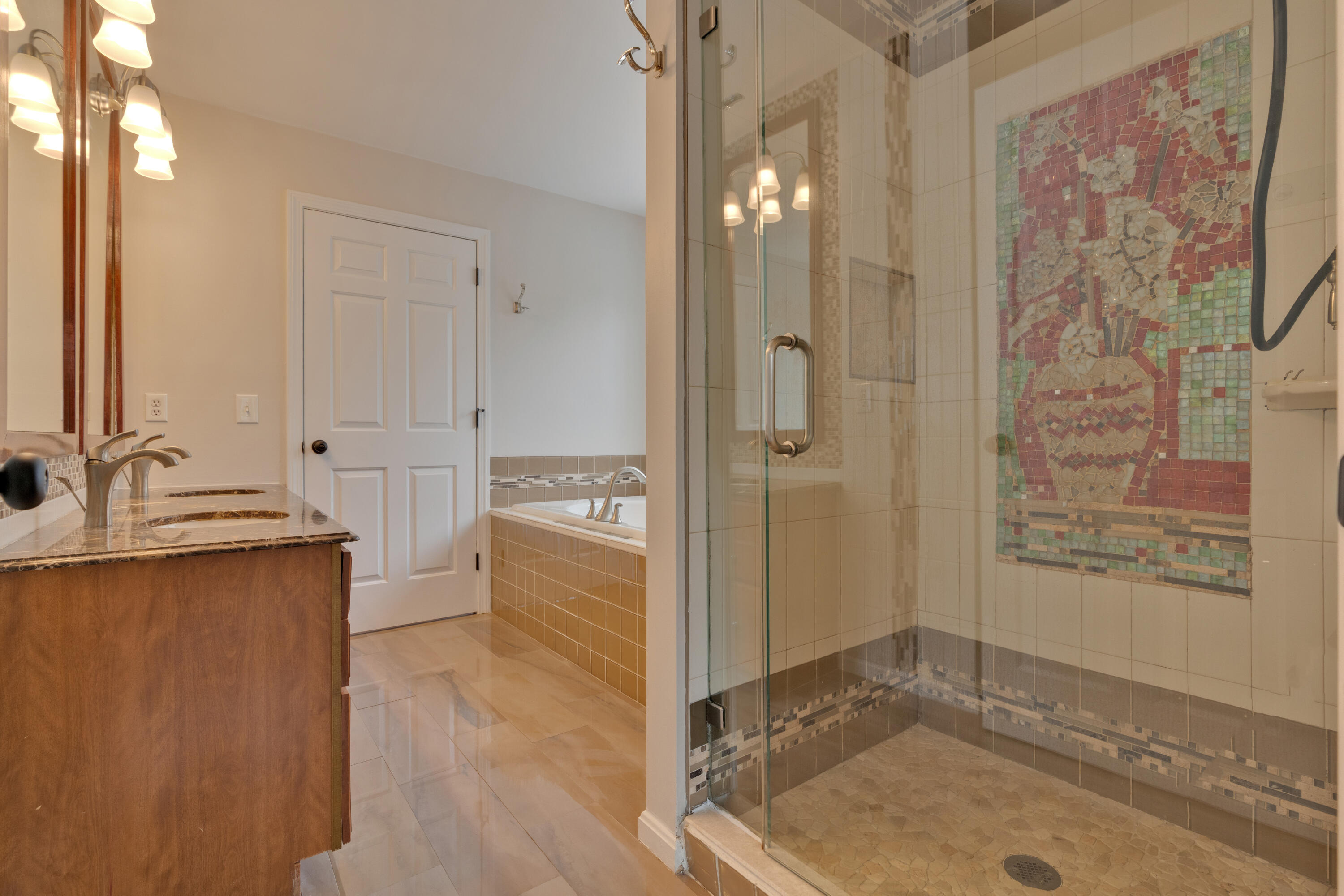 8-10 Woodside Drive Gorham ME 04038