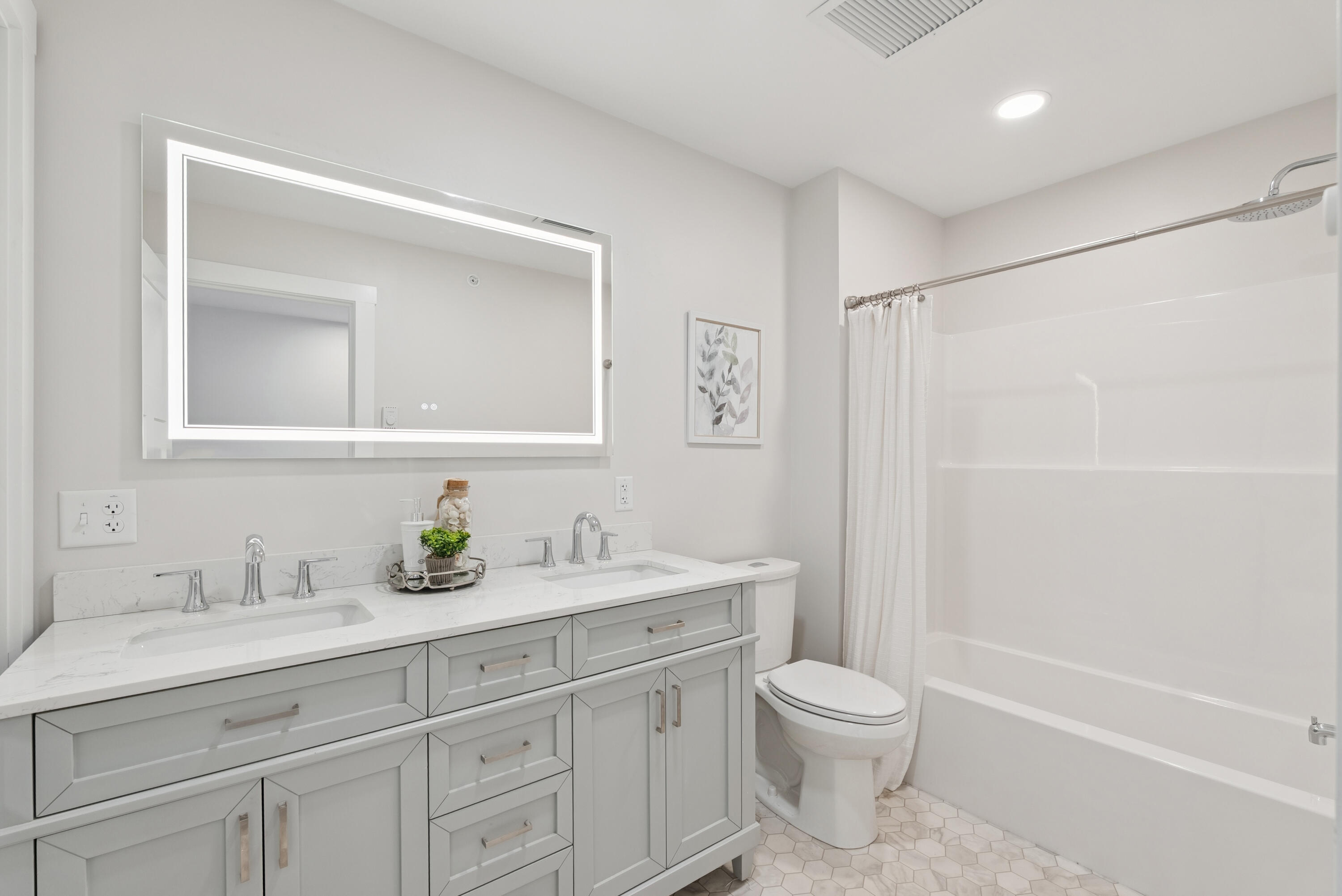 16 Cedar Bend Boothbay ME 04537