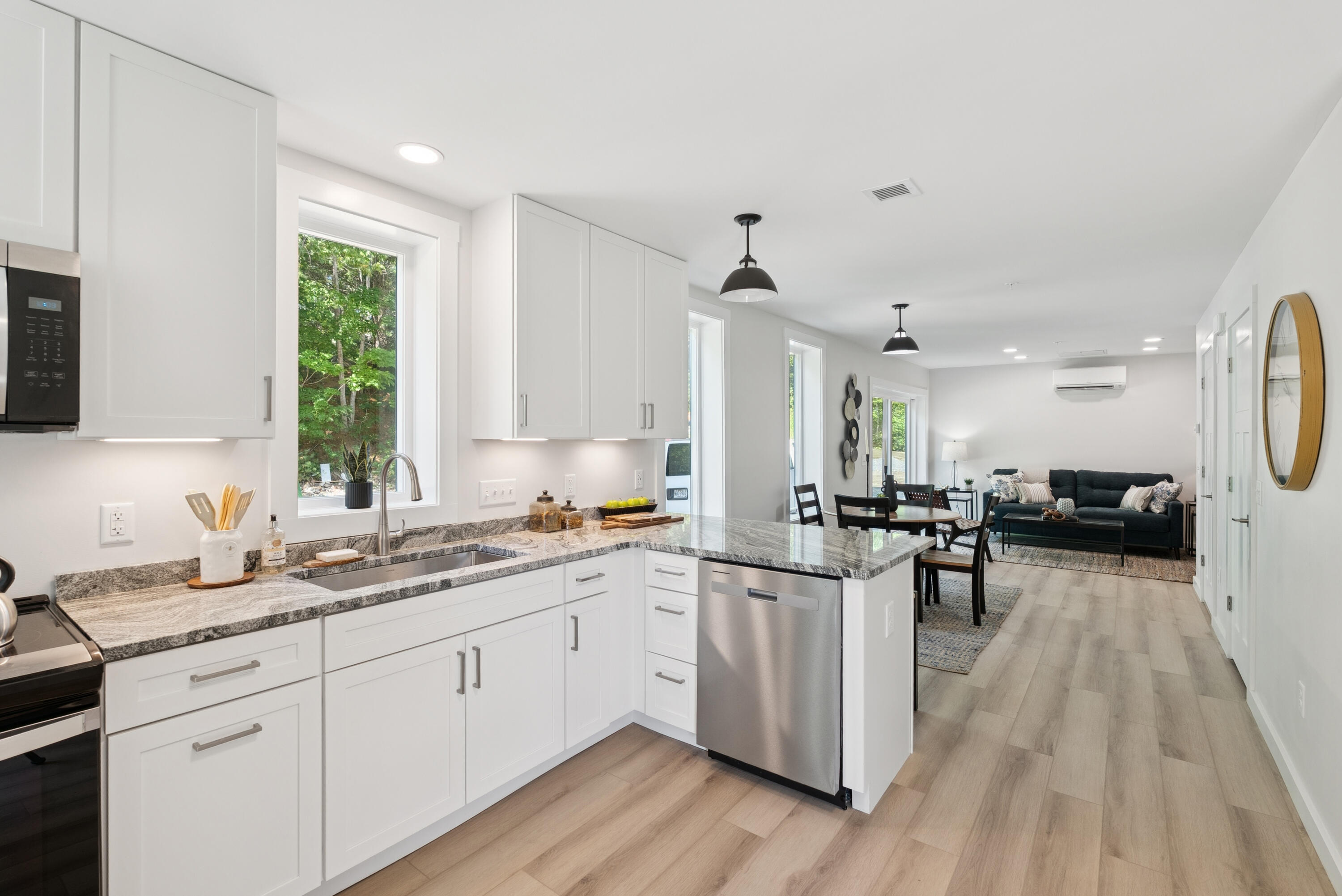 16 Cedar Bend Boothbay ME 04537