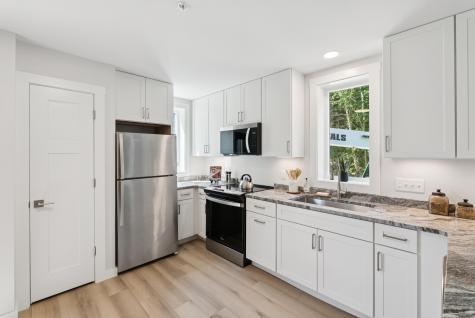 16 Cedar Bend Boothbay ME 04537