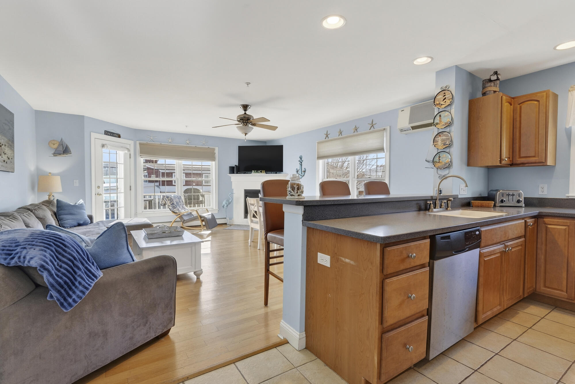 106 E Grand Avenue Old Orchard Beach ME 04064