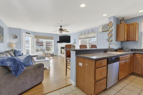 106 E Grand Avenue Old Orchard Beach ME 04064