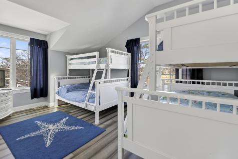 106 E Grand Avenue Old Orchard Beach ME 04064