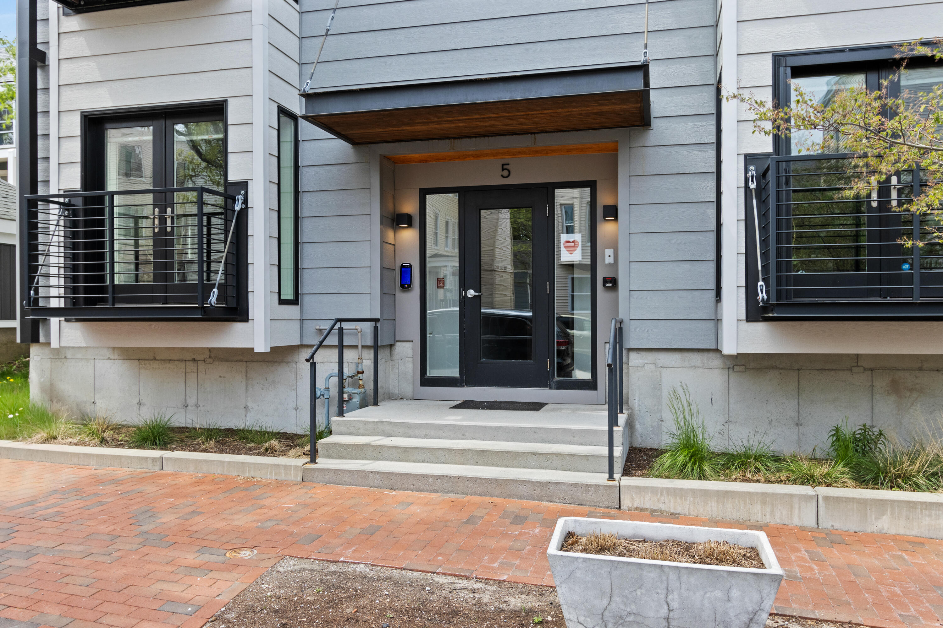 5 Cumberland Avenue Portland ME 04101