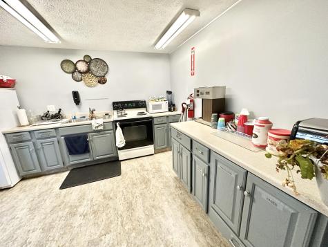 1762 Post Road Wells ME 04090