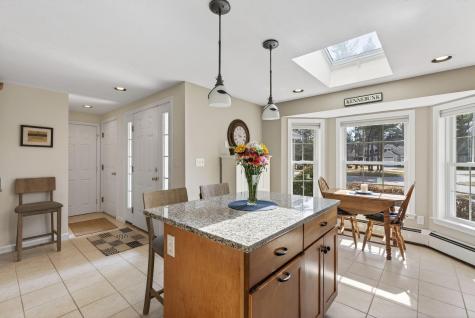63 Shiretowne Common Drive Kennebunk ME 04043