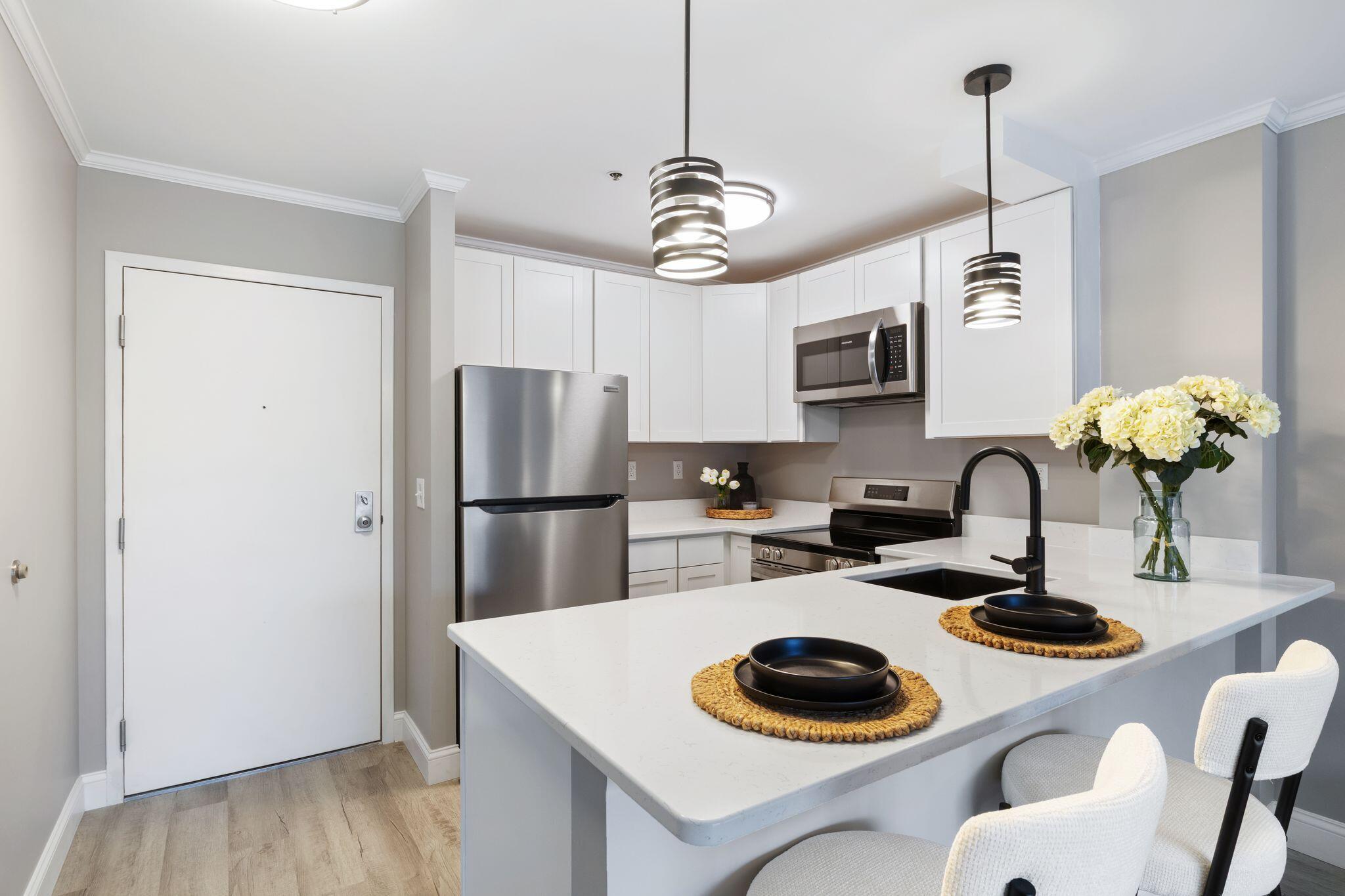 South Portland ME, 148 Breakwater Drive, Unit 204