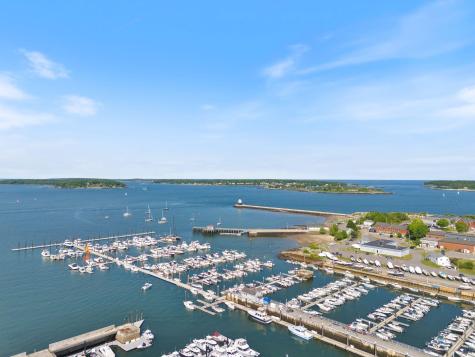 148 Breakwater Drive South Portland ME 04106