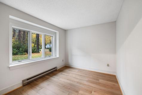 14 Oakwood Lane Kennebunk ME 04043