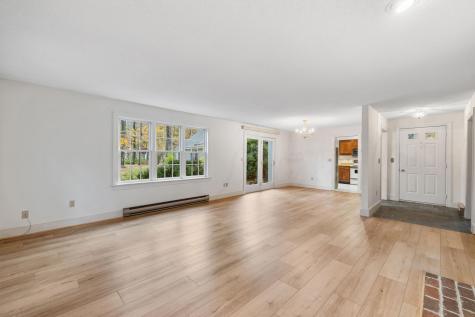 14 Oakwood Lane Kennebunk ME 04043