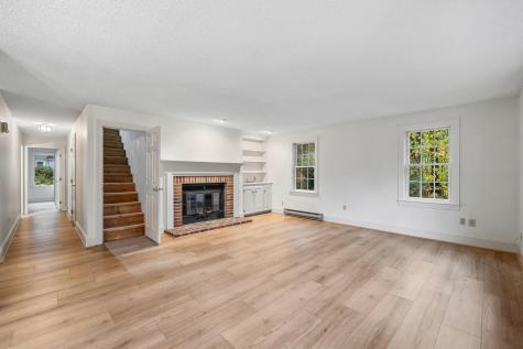 14 Oakwood Lane Kennebunk ME 04043