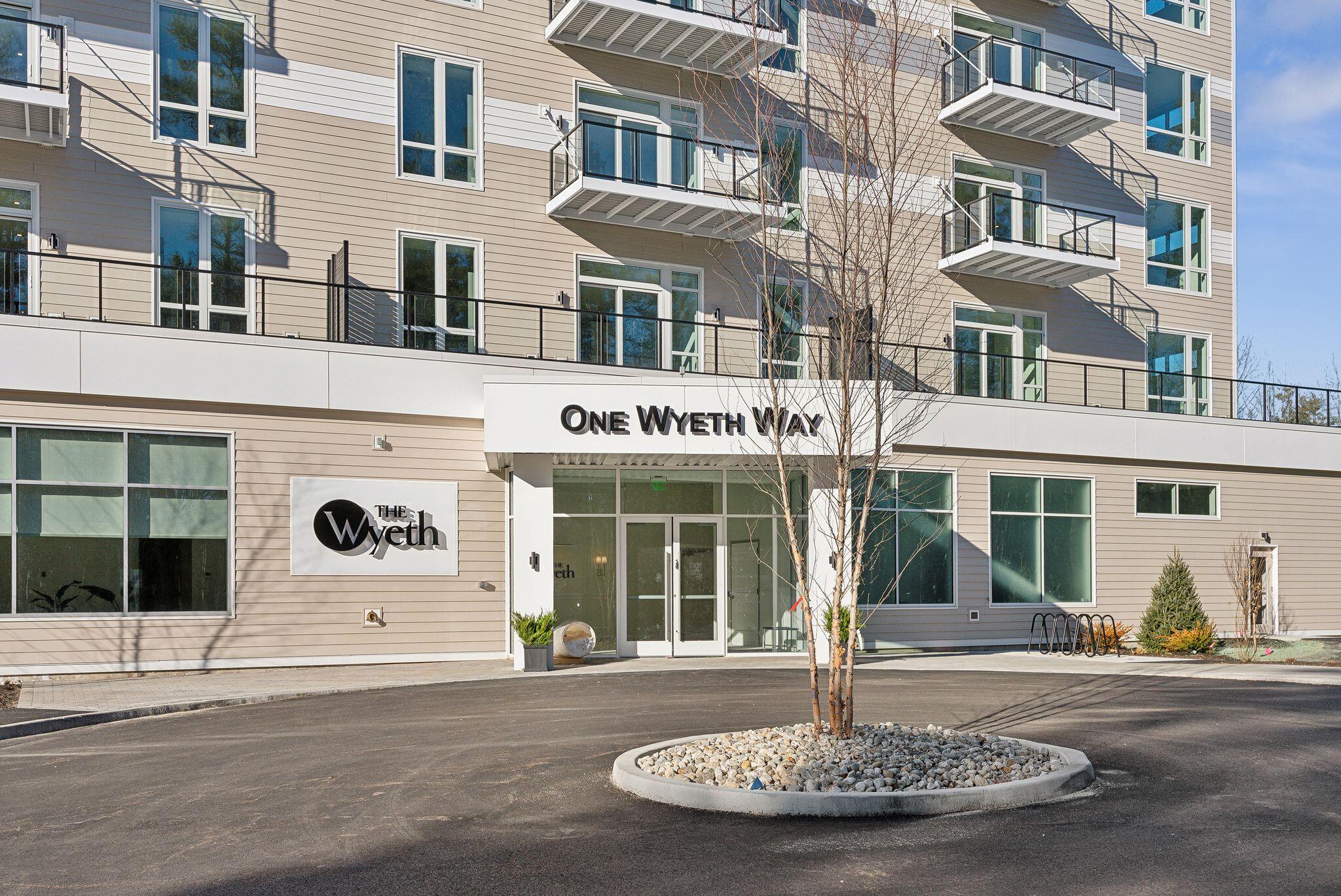 1 Wyeth Way Falmouth ME 04105