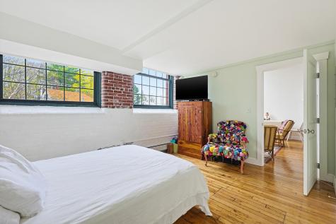 30 Lincoln Street Westbrook ME 04092