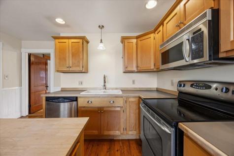 147 Cleaves Street Biddeford ME 04005