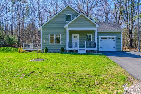 17 Youngs Lane Freeport ME 04032