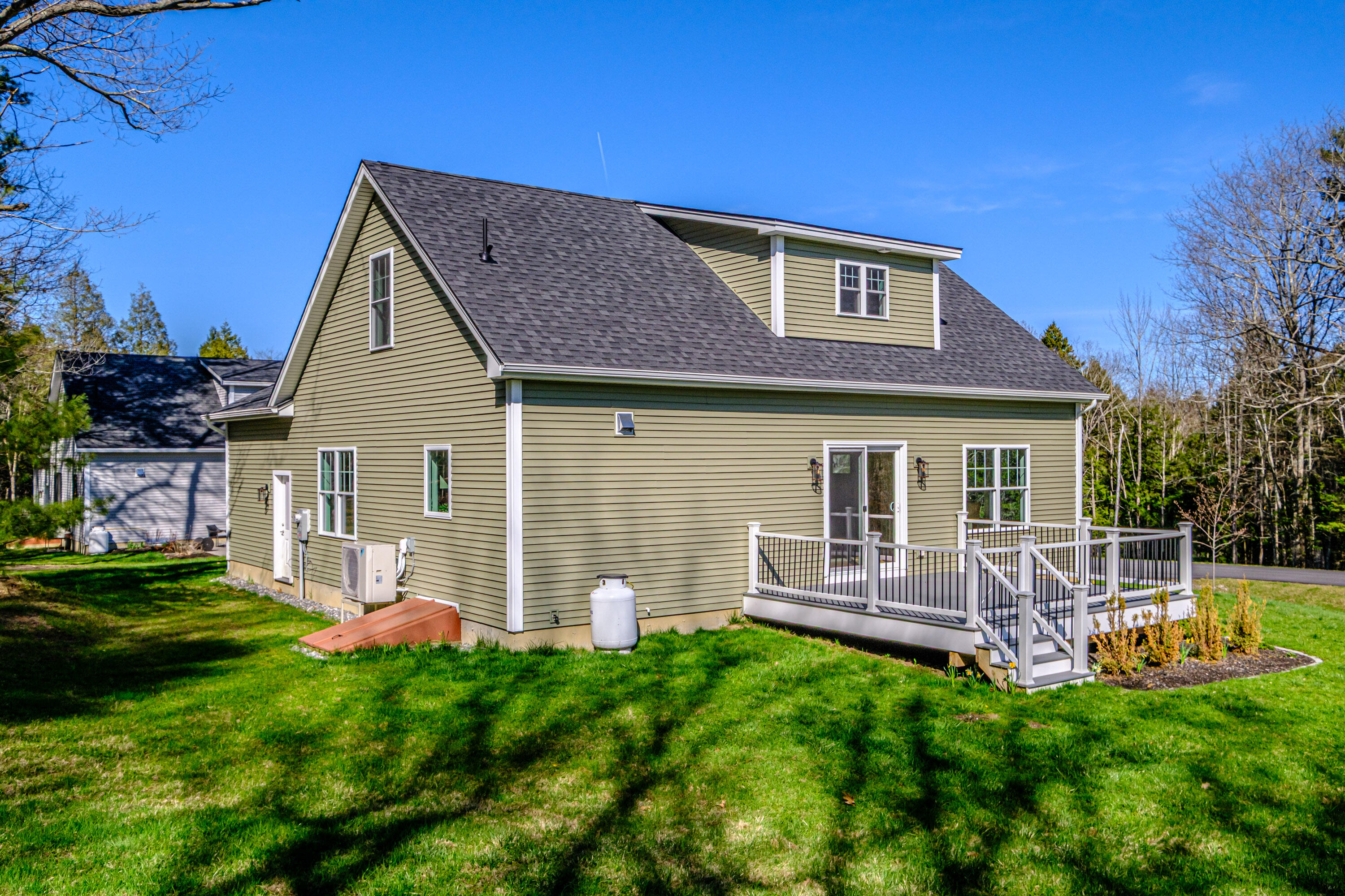 17 Youngs Lane Freeport ME 04032