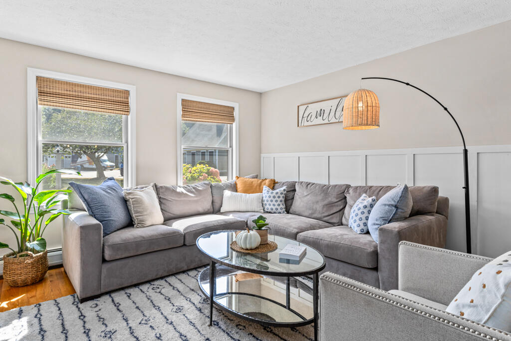 6 Quaker Lane Portland ME 04103