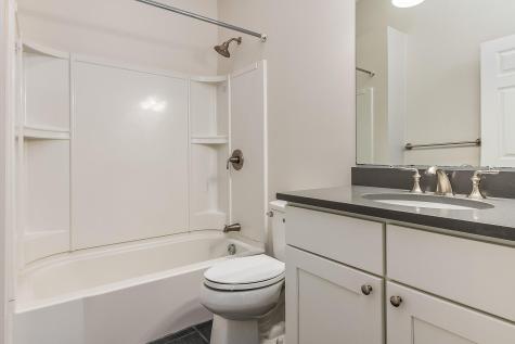 5 Pleasant Street Kittery ME 03904