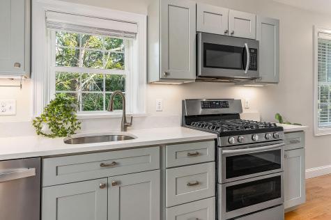 5 Pleasant Street Kittery ME 03904