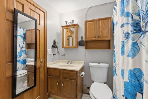 20 Jamestown Court South Portland ME 04106