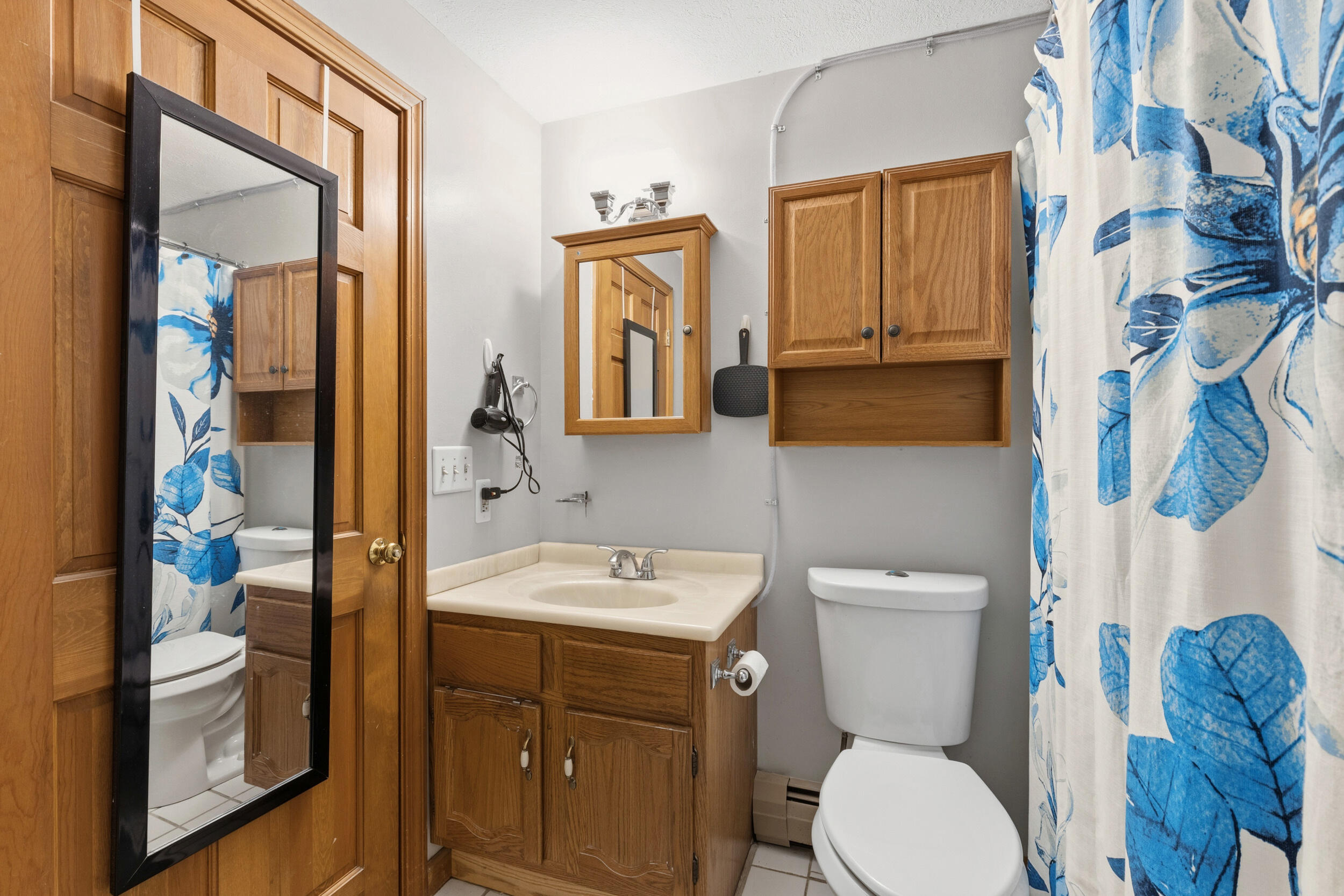 20 Jamestown Court South Portland ME 04106