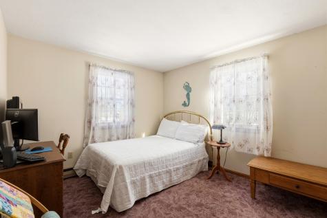 20 Jamestown Court South Portland ME 04106