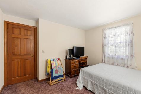 20 Jamestown Court South Portland ME 04106