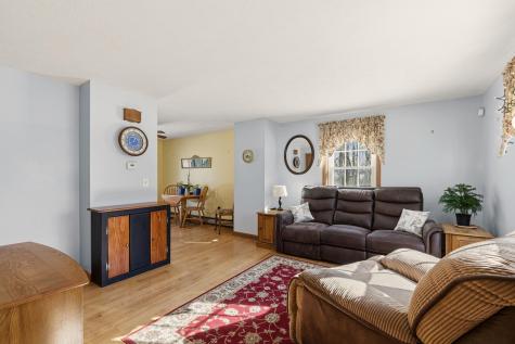 20 Jamestown Court South Portland ME 04106