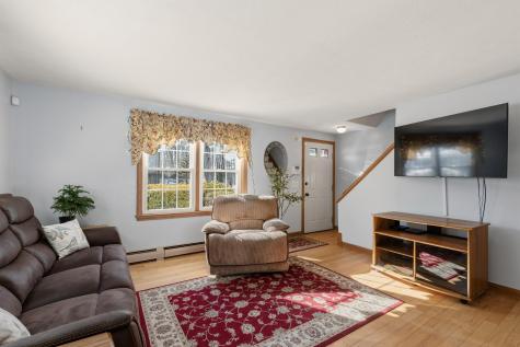 20 Jamestown Court South Portland ME 04106