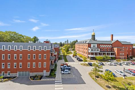 75 Mcauley Way Portland ME 04103