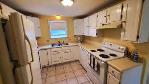 32 Cortland Circle Bangor ME 04401