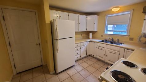 32 Cortland Circle Bangor ME 04401