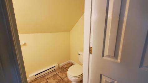 32 Cortland Circle Bangor ME 04401