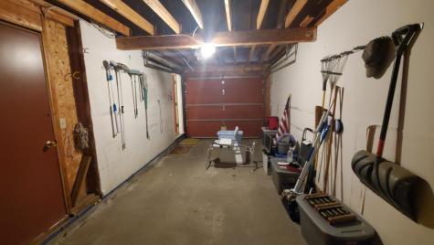 32 Cortland Circle Bangor ME 04401