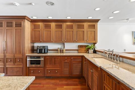 6 Atlantic Drive Scarborough ME 04074