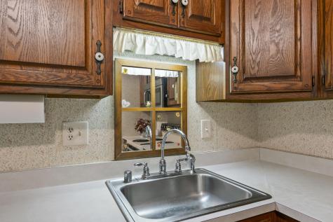 24 Parkwood Drive Augusta ME 04330