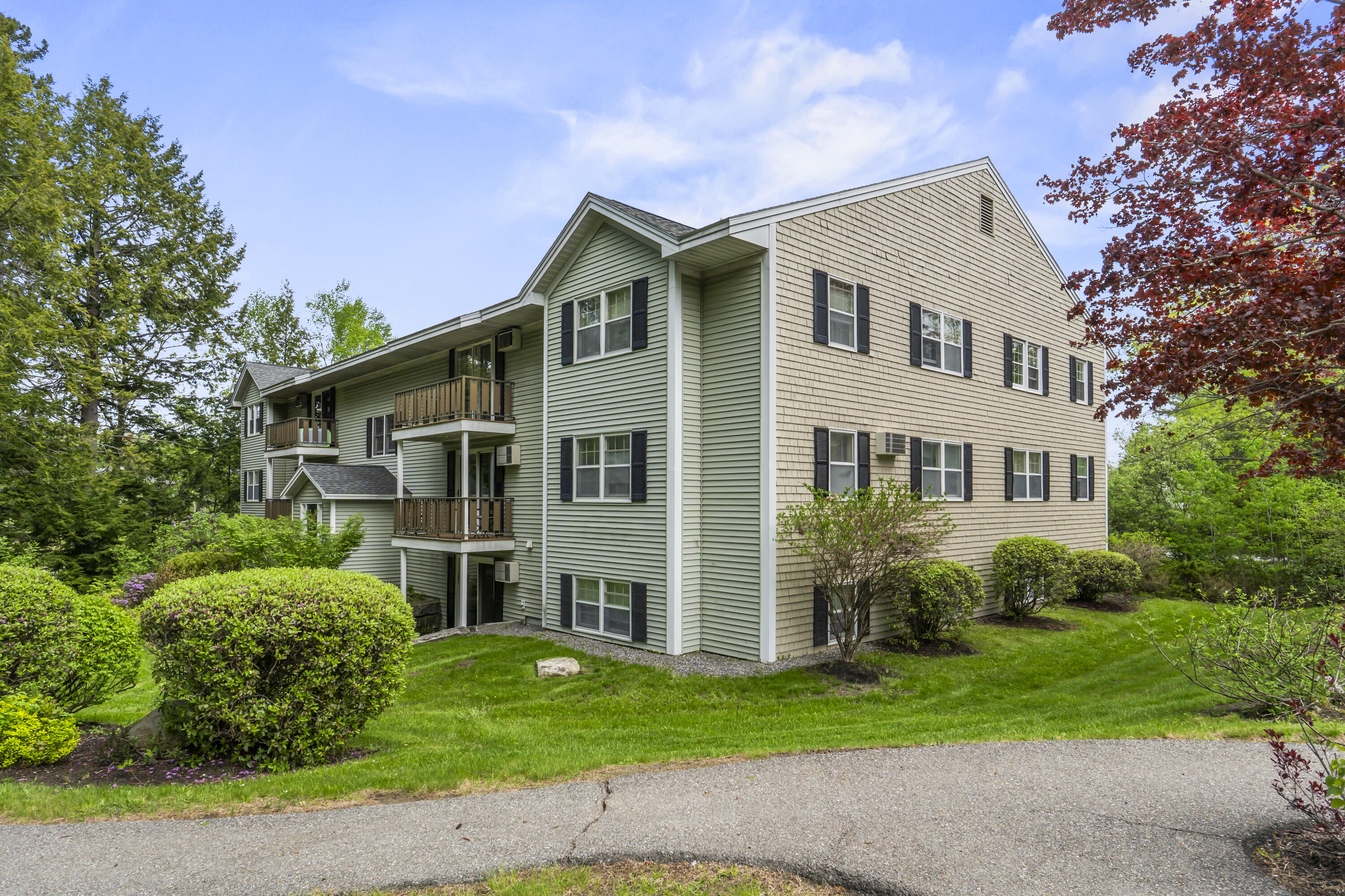 24 Parkwood Drive Augusta ME 04330
