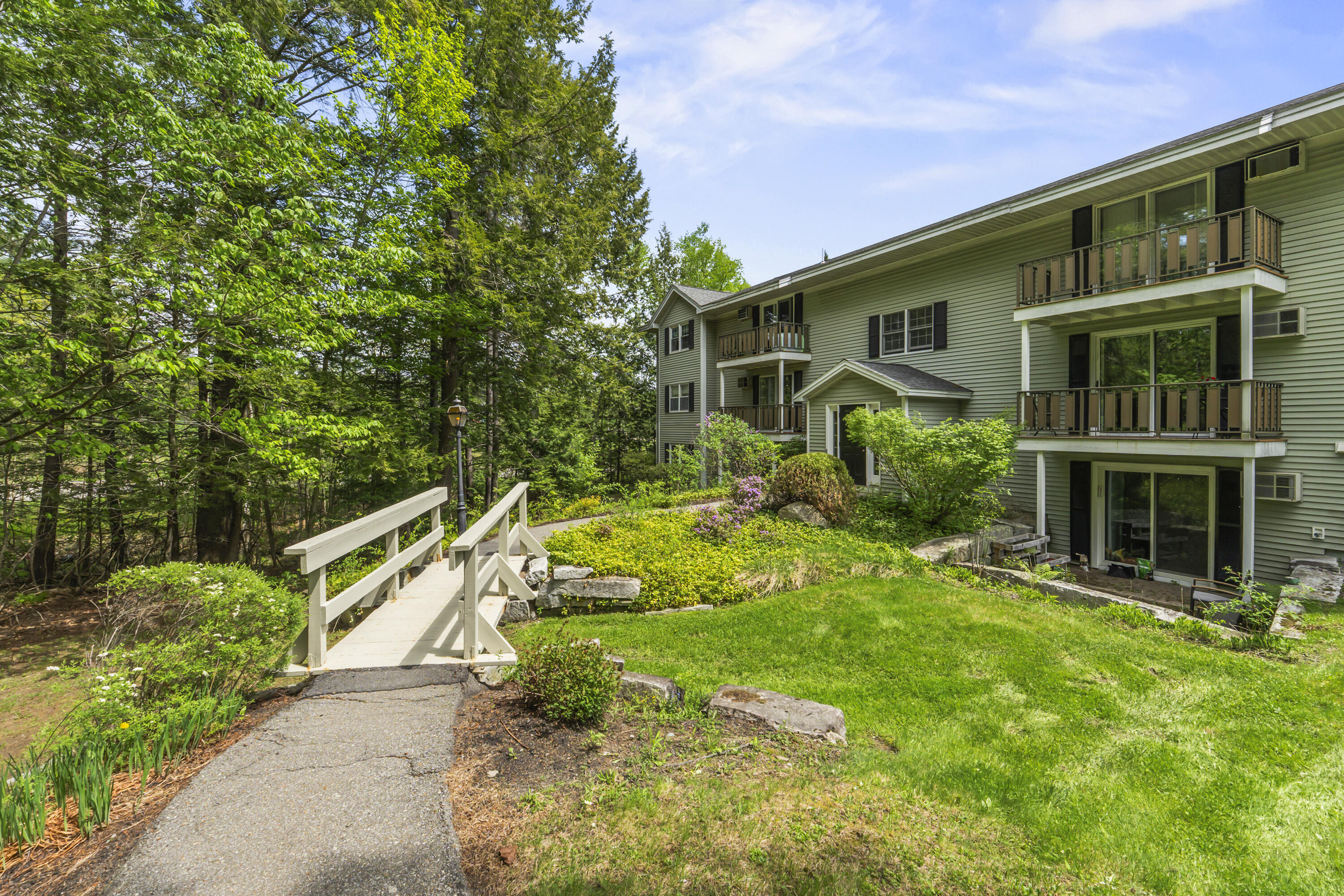 24 Parkwood Drive Augusta ME 04330