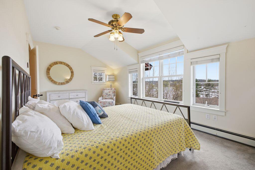 51 W Island Way Edgecomb ME 04556