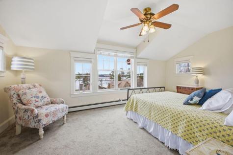 51 W Island Way Edgecomb ME 04556