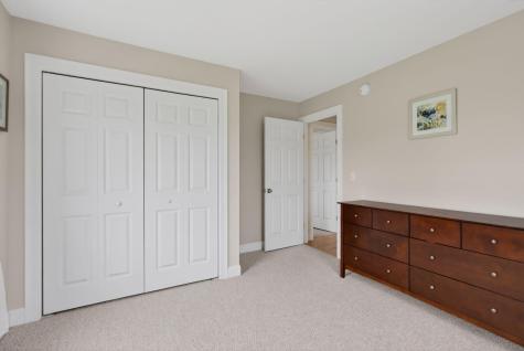 26 Stillwater Drive Westbrook ME 04092