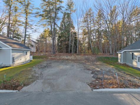 8 Heritage Way Saco ME 04072