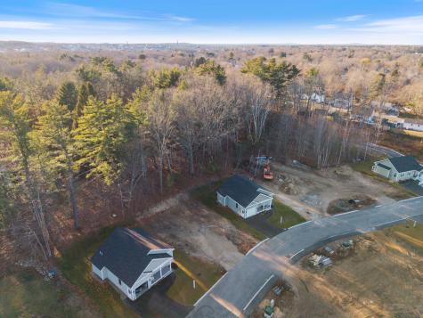 8 Heritage Way Saco ME 04072
