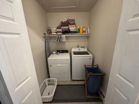 18 Ledges Court Lewiston ME 04240